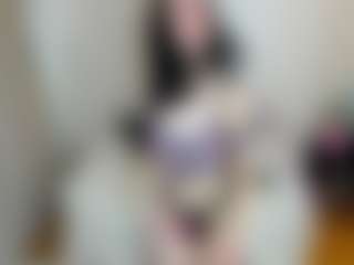 Live cam show with Emma - Slut on MyBangCams