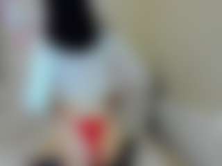 Live cam show with Emma - Athletic on Chatstar