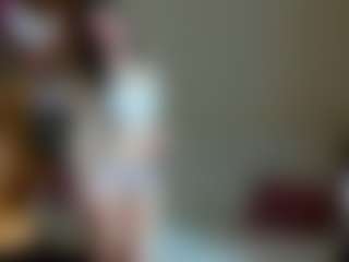 Live cam show with Emma - Oil on camwithhim.com