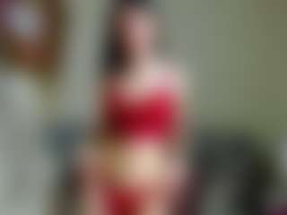 Live cam show with Emma - Tittyfuck on livesuperchat.net
