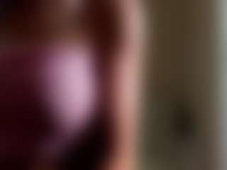 Live cam show with Emma - Smoke on Camsoda