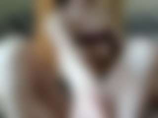 Live cam show with Emma - Smoke on Soda Cam