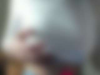 Live cam show with Emma - Tittyfuck on parknlotfishbdy
