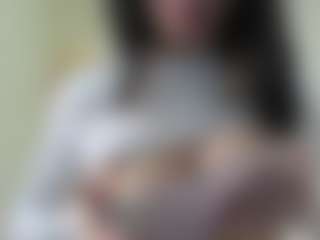 Live cam show with Emma - Tittyfuck on Livezox