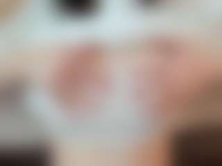 Live cam show with Emma - Camel Toe on Fling VIP Chat