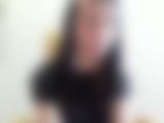 Live cam show with Emma - Sucking on CamwithHer