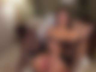 SuzuSummer's Live Sex Cam Show