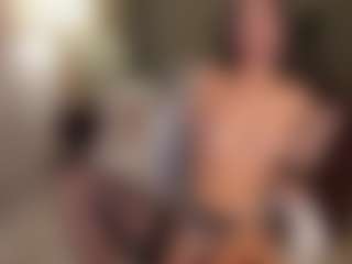 SuzuSummer's Live Sex Cam Show