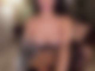 SuzuSummer's Live Sex Cam Show