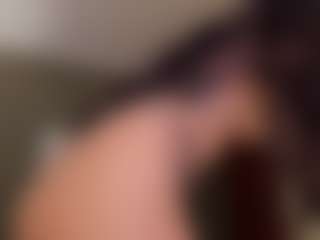 SuzuSummer's Live Sex Cam Show