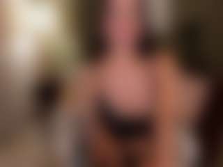 SuzuSummer's Live Sex Cam Show