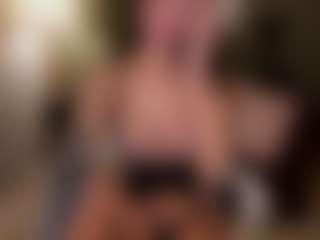 SuzuSummer's Live Sex Cam Show