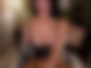 SuzuSummer's Live Sex Cam Show