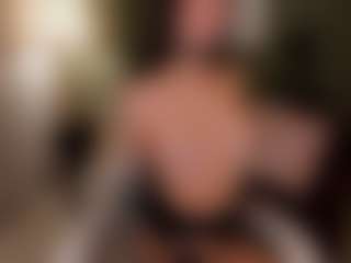 SuzuSummer's Live Sex Cam Show