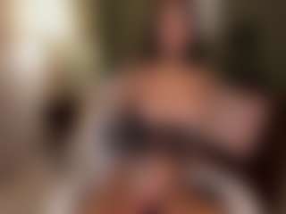 SuzuSummer's Live Sex Cam Show