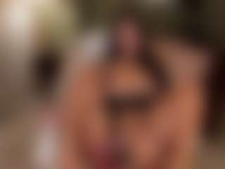 SuzuSummer's Live Sex Cam Show