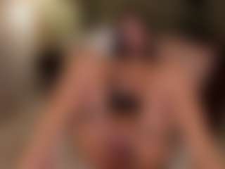 SuzuSummer's Live Sex Cam Show