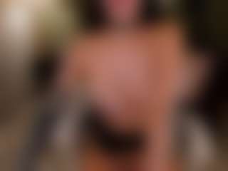 SuzuSummer's Live Sex Cam Show