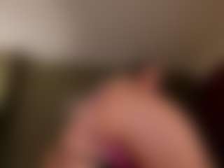 SuzuSummer's Live Sex Cam Show
