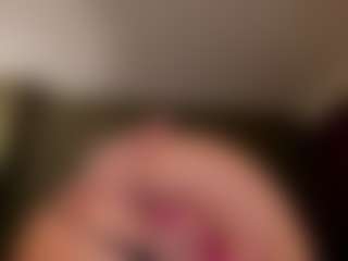 SuzuSummer's Live Sex Cam Show