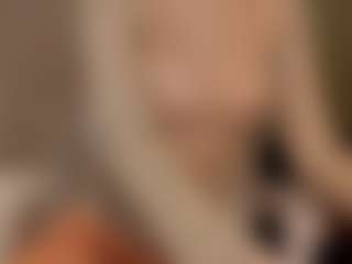 Live cam show with SuzuSummer - Tease Brown Hair on Camiplay Live