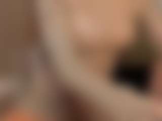 SuzuSummer's Live Sex Cam Show