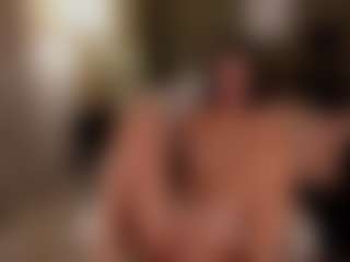 SuzuSummer's Live Sex Cam Show