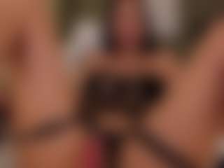 SuzuSummer's Live Sex Cam Show