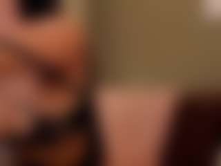 SuzuSummer's Live Sex Cam Show