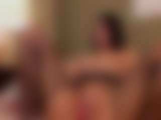 SuzuSummer's Live Sex Cam Show