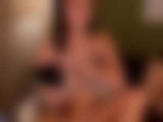 SuzuSummer's Live Sex Cam Show