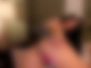 SuzuSummer's Live Sex Cam Show