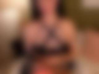 SuzuSummer's Live Sex Cam Show