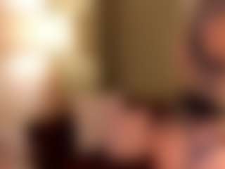 SuzuSummer's Live Sex Cam Show