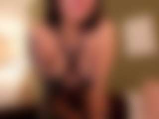 SuzuSummer's Live Sex Cam Show