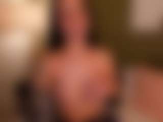 SuzuSummer's Live Sex Cam Show