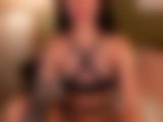 SuzuSummer's Live Sex Cam Show