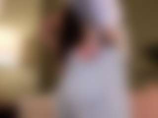 SuzuSummer's Live Sex Cam Show