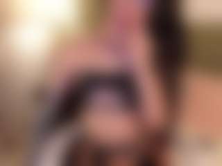 SuzuSummer's Live Sex Cam Show