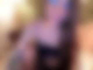 SuzuSummer's Live Sex Cam Show