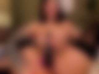 SuzuSummer's Live Sex Cam Show