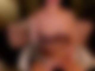 SuzuSummer's Live Sex Cam Show