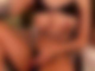 SuzuSummer's Live Sex Cam Show