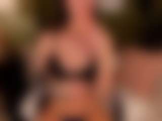 SuzuSummer's Live Sex Cam Show
