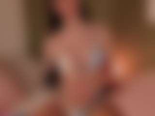 SuzuSummer's Live Sex Cam Show