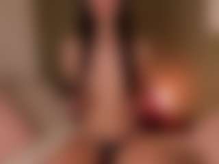 SuzuSummer's Live Sex Cam Show