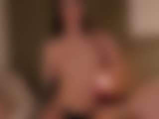 SuzuSummer's Live Sex Cam Show