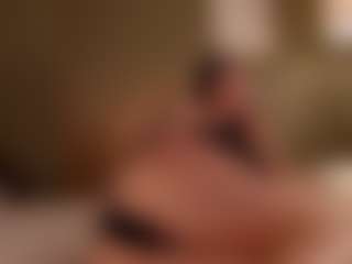 SuzuSummer's Live Sex Cam Show