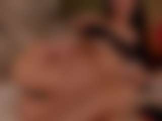 SuzuSummer's Live Sex Cam Show