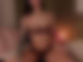 SuzuSummer's Live Sex Cam Show
